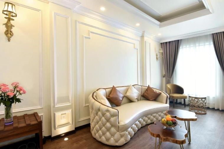 Căn Hộ Nhìn Ra Hồ Bơi